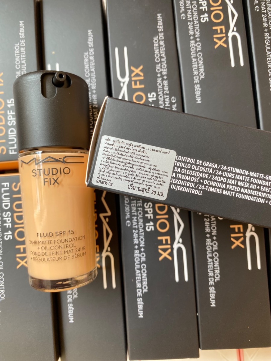 สคบ. รองพื้น MAC Studio Fix Fluid SPF15 ขนาด 30ml. (เคาเตอร์ 2,000฿) 
