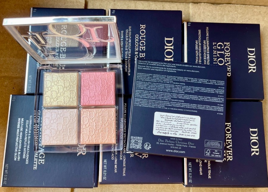 สคบ/ห้าง Dior Backstage Glow Maximizer Palette #004 Rose Gold Glow (เคาเตอร์ 2,340฿)
