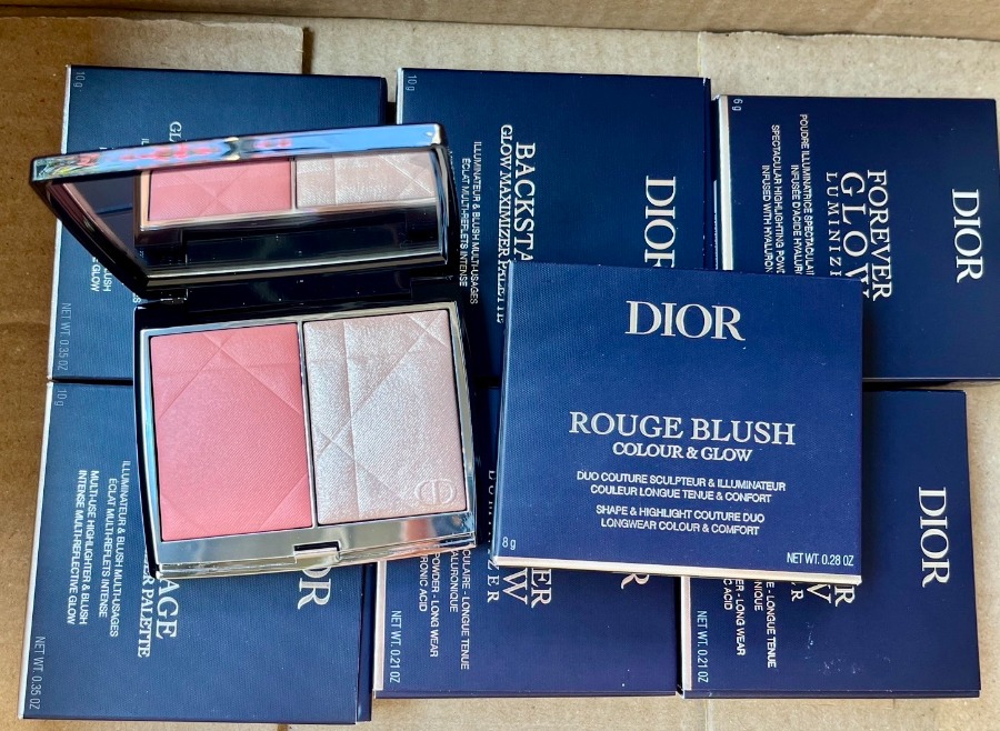 ป้าย/King Dior Rouge Blush Colour & Glow Duo 8g. #257 (เคาเตอร์ 2,400฿)