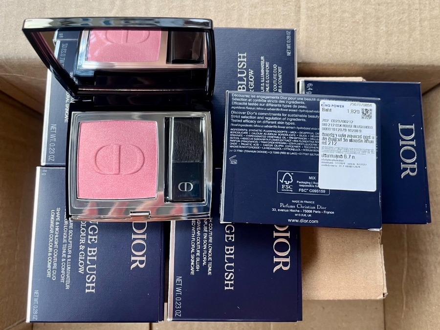 ป้าย/King Dior Forever Rouge Blush 6.7g #212 TuTu (เคาเตอร์ 2,200฿)