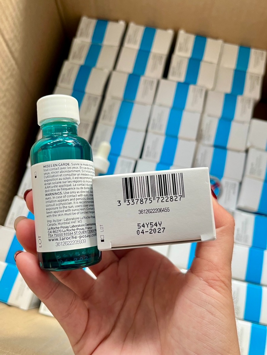 ฟ้า La Roche-Posay Effaclar Ultra Concentrated Serum 30ml.