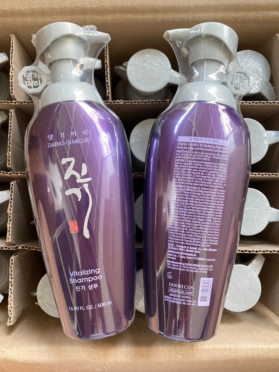 แชมพู Daeng Gi Meo Ri Vitalizing Shampoo 500 ml. 