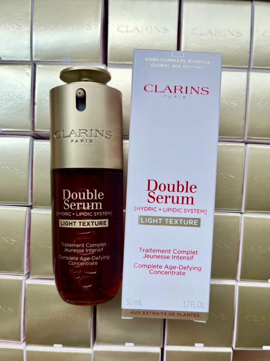 Clarins Double Serum Light Texture Firming+Smoothing Anti-Aging Concentrate 50ml. (เคาเตอร์ 5,400฿)