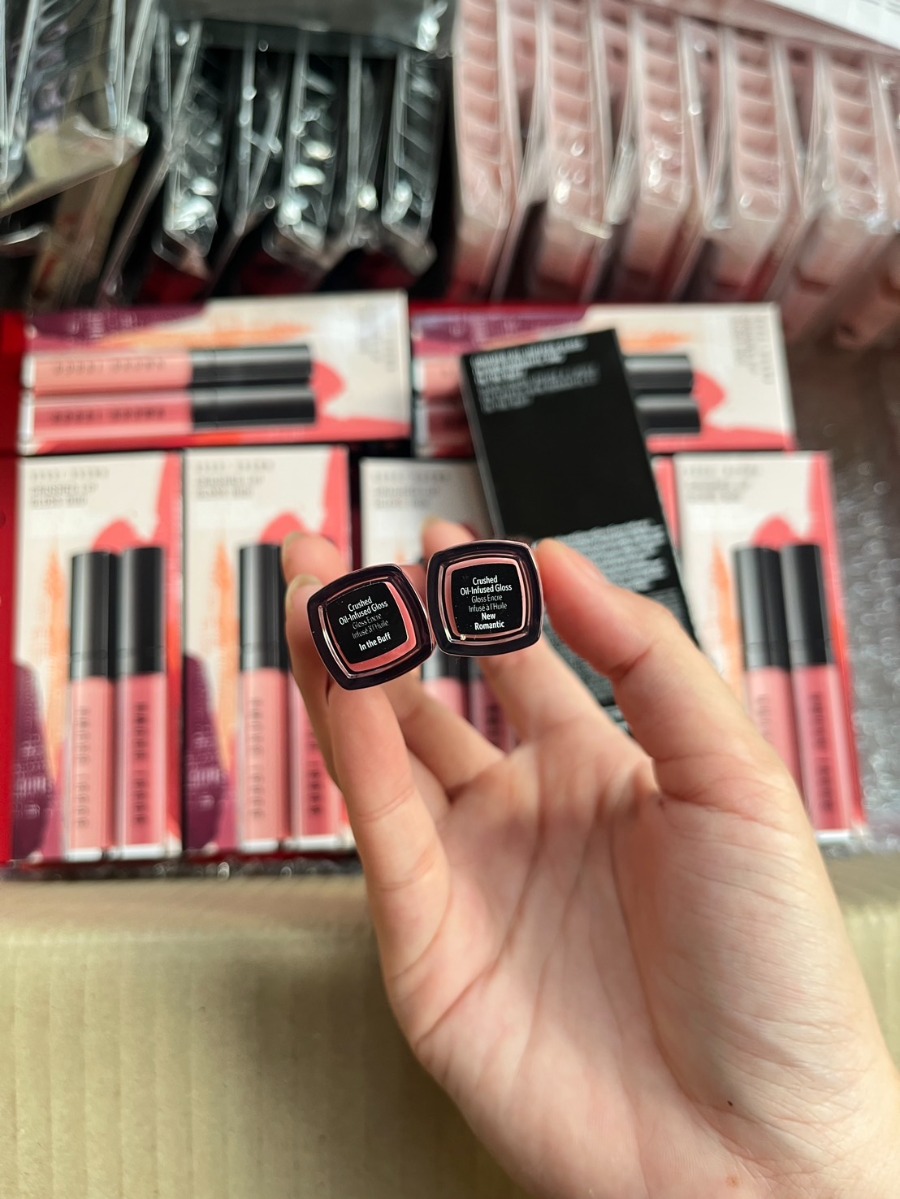 Bobbi Brown ชุดเซ็ตลิปกลอส Crushed Lip Gloss Duo (เคาเตอร์ 2,250฿)