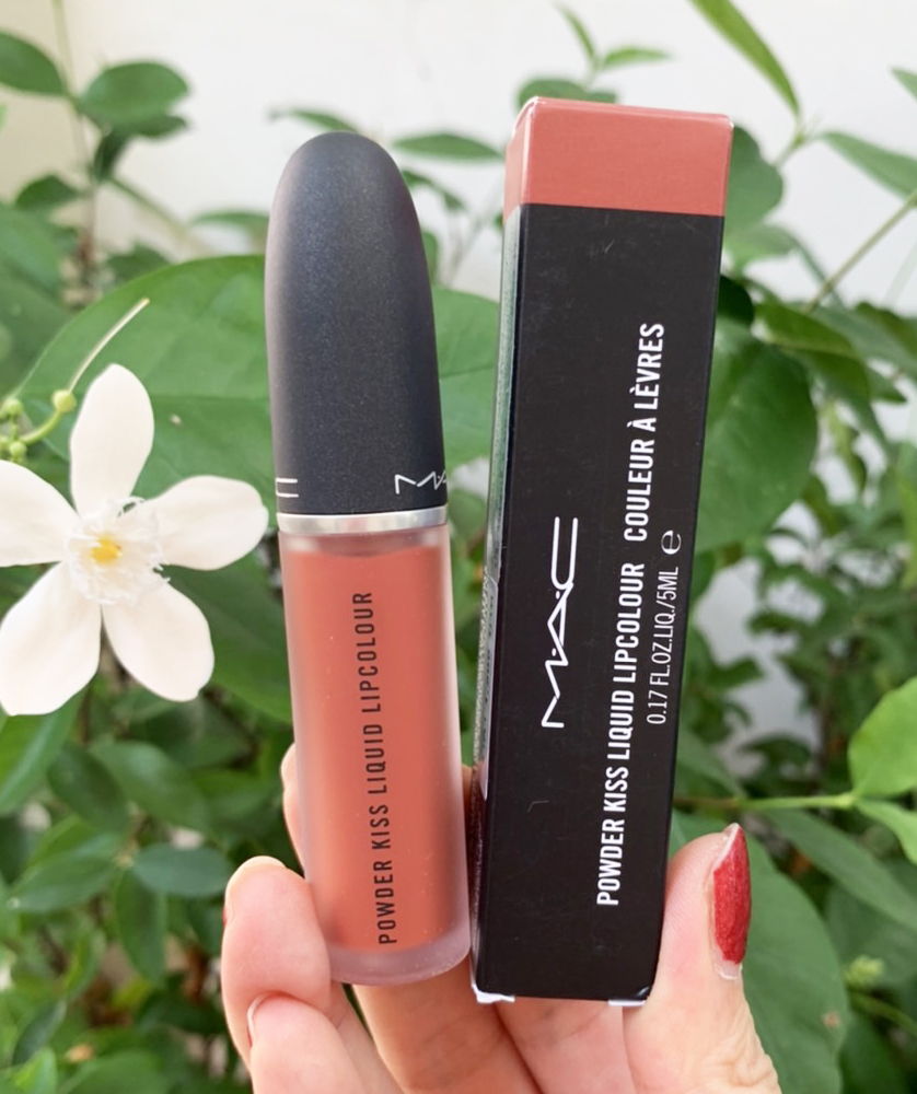 MAC Powder Kiss Liquid Lipcolour 5ml. Sorry Not Sorry