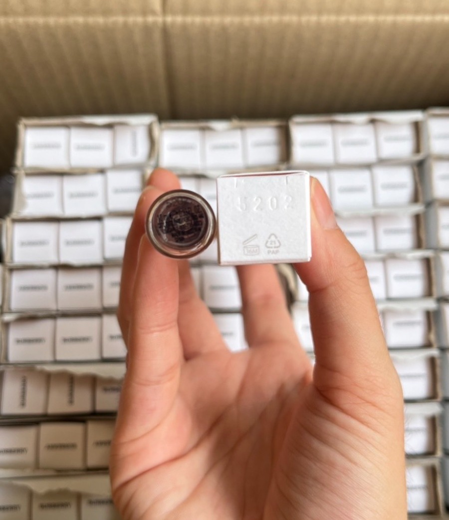 หัวสเปรย์ Burberry Her Eau De Parfum 10ml.