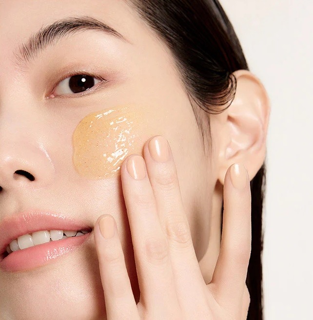 Sulwhasoo White Ginseng Radiance Refining Mask 120ml.  (เคาเตอร์ 2,200฿)