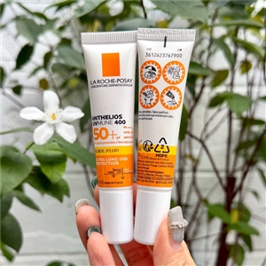 La Roche-Posay Anthelios UVMune 400 Fluid Invisible  SPF50+ หลอด 15ml. 