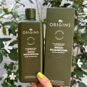 Origins Dr.Andrew Mega-Mushroom Relief & Resilience Soothing Treatment Lotion 400ml.
