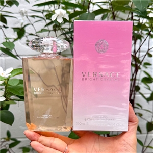 Versace Bright Crystal Perfumed Bath & Shower Gel 200ml.