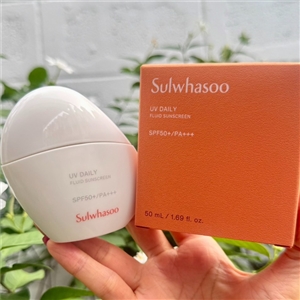 กันแดด Sulwhasoo UV Daily Fluid Sunscreen SPF 50+/Pa+++ 50ml. (เคาเตอร์ 1,700฿)