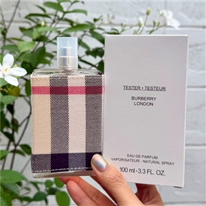 กล่องเทสเตอร์.ไม่มีฝา - Burberry London For Women Eau De Parfum 100ml. (เคาเตอร์ 4,600฿)