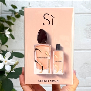เซต/ครีมลายทอง Giorgio Armani Si Eau De Parfum Gift Set (100ml+15ml)
