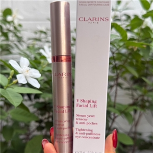 Clarins Facial Lift Tightening & Anti-puffiness Eye Concentrate 15ml. (เคาเตอร์ 3,100฿)
