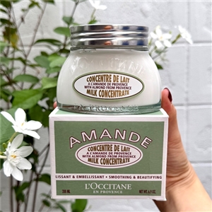 LOccitane Amande Milk Concentrate 200ml. (เคาเตอร์ 2,650฿)