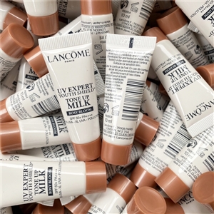 Lancome UV Expert Youth Shield Tone Up Milk SPF 50+ PA++++ ขนาด 10ml. #Rosy Bloom