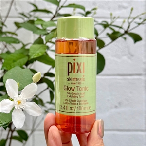 Pixi Glow Tonic Exfoliating Toner 100ml.