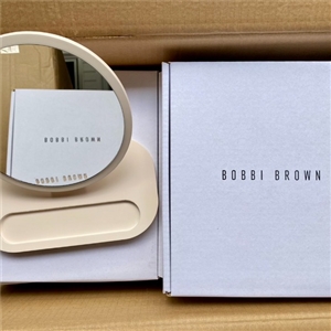 กระจก Bobbi Brown Set Vanity Mirror