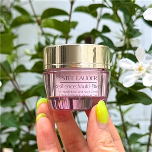 ชมพูอ่อน Estee Lauder Resilience Multi-Effect Tri-Peptide Face And Neck Creme SPF 15/PA+++ 15ml.