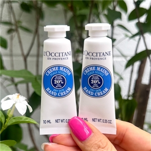 ขาว LOccitane Shea Butter Hand Cream For Dry Skin 10ml.