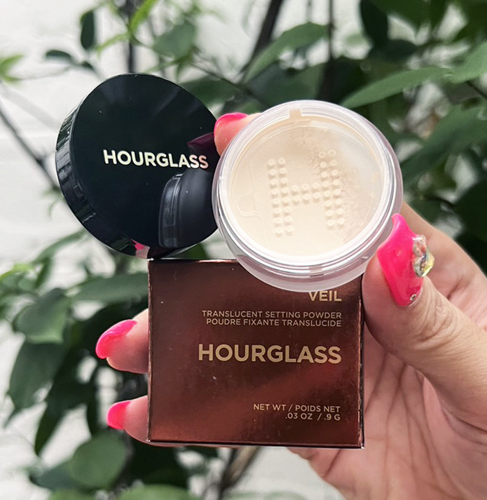 How To Use Hourglass Translucent Powder at Stephen Colon blog