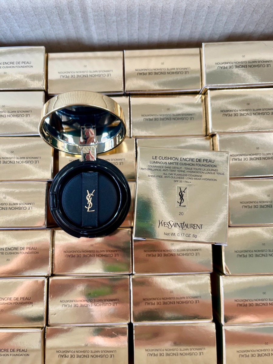 YSL Le Cushion Encre De Peau ขนาดทดลอง 5g. #B20 ผิวขาวเหลือง