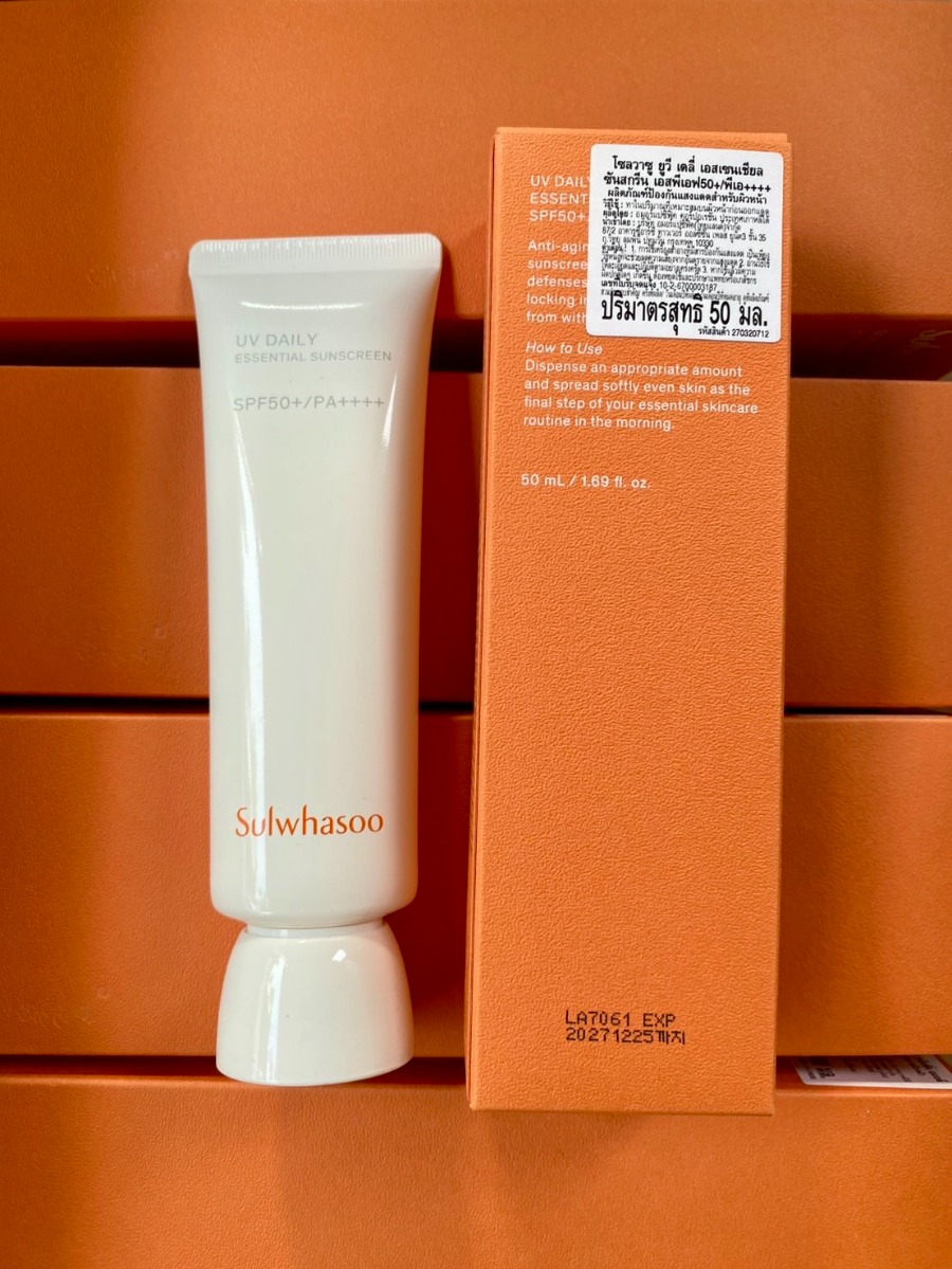 Sulwhasoo UV Daily Essential SPF 50+/PA++++ 50ml. (เคาเตอร์ 2,700฿)