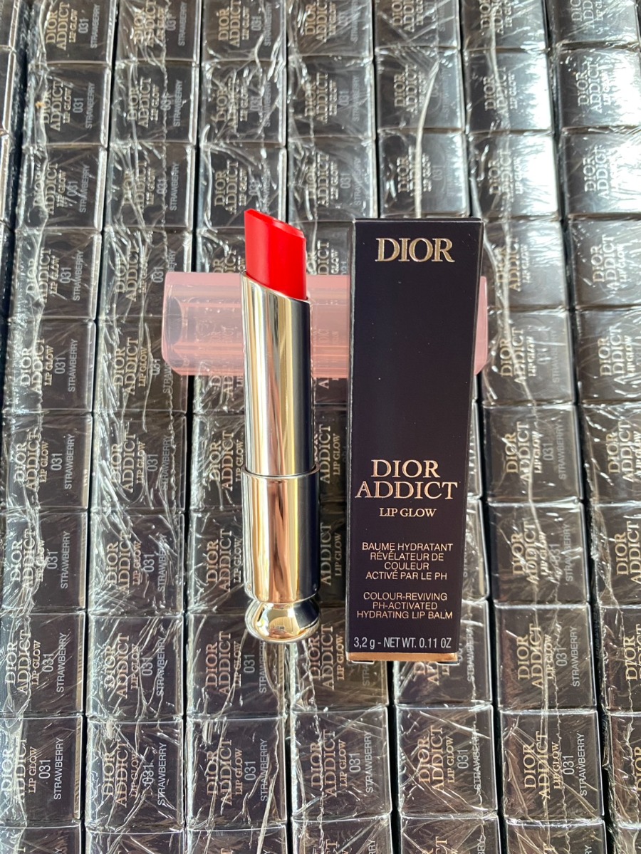 มีกล่อง - Dior Addict Lip Glow 3.5g. #031 Strawberry (เคาเตอร์ 1,700฿)