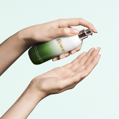 มีกล่อง/ไม่ซีล - La Mer The Hydrating Infused Emulsion 125ml. (เคาเตอร์ 15,000฿)