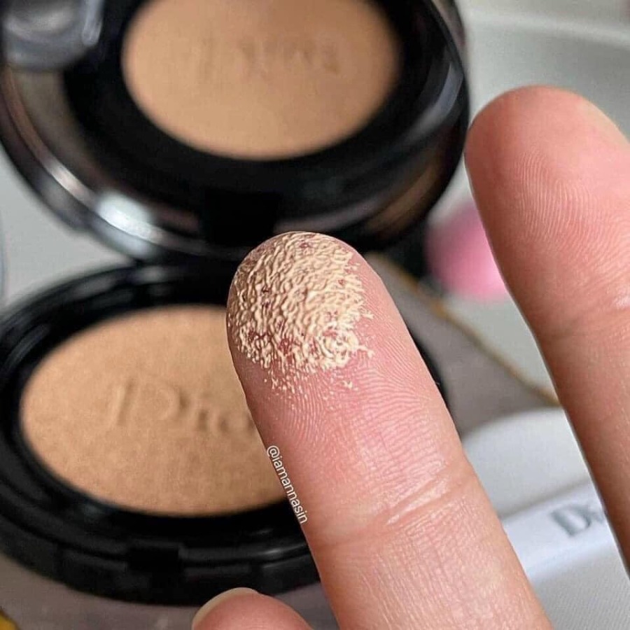 คุชชั่น ขนาดทดลอง Cushion Dior Prestige Le Cushion Teint De Rose 4g. #010 Ivory ผิวขาว