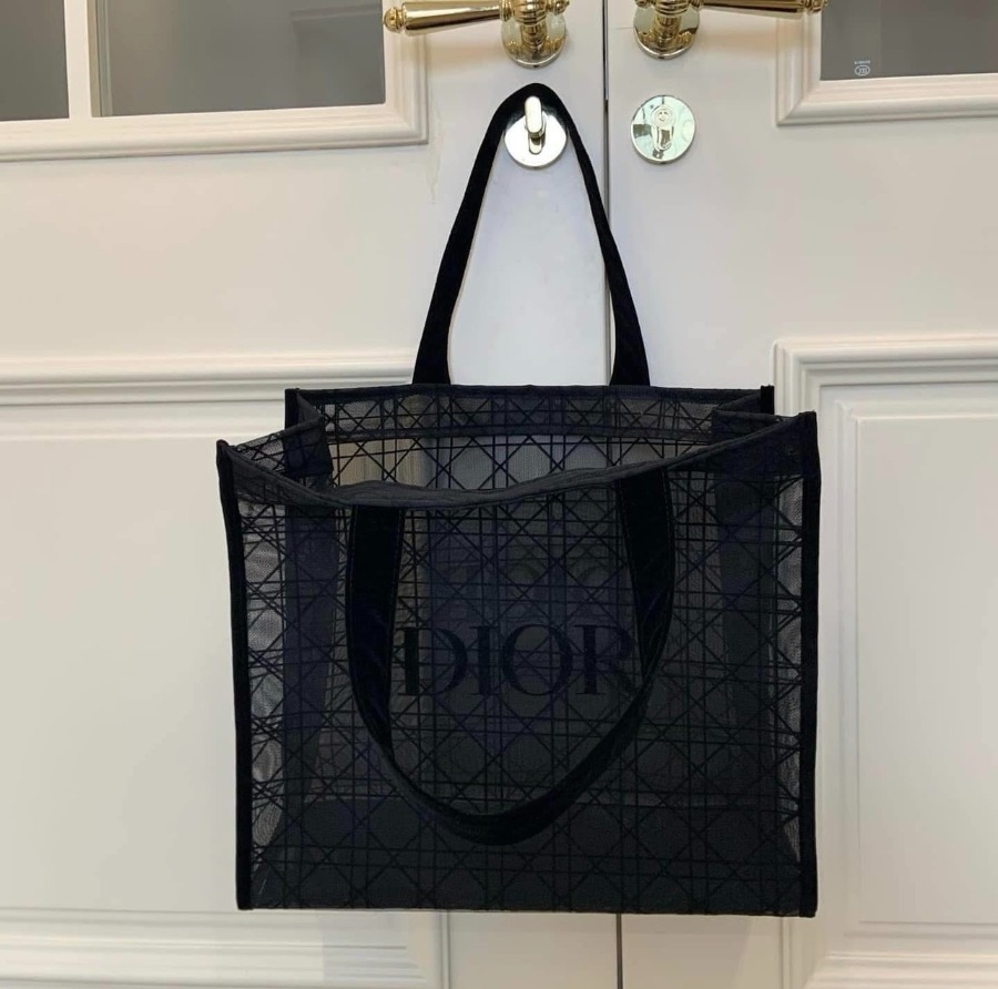 ดำ Dior Beauty Mesh Tote Bag