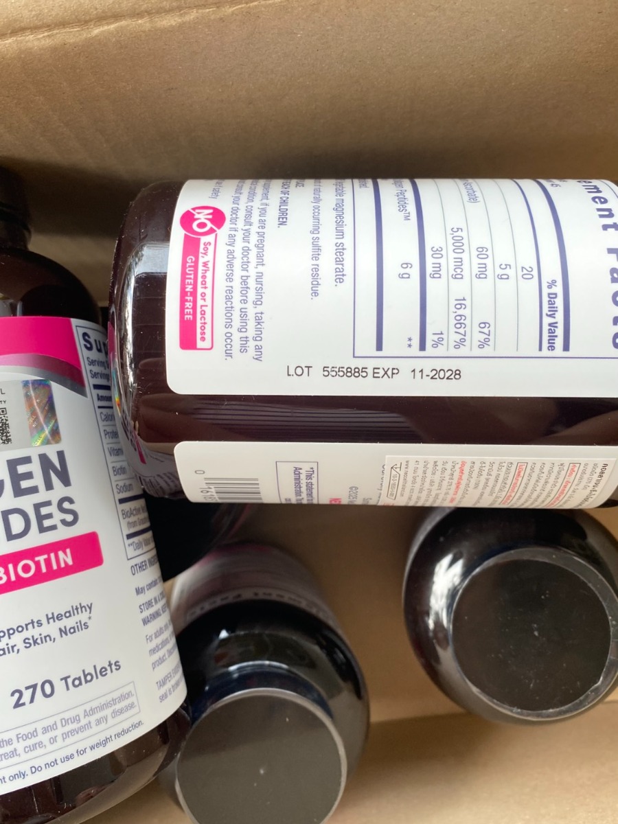 แถบชมพู Neocell Grassfed Collagen Peptides +Vitamin C & Biotin (270Tablets)