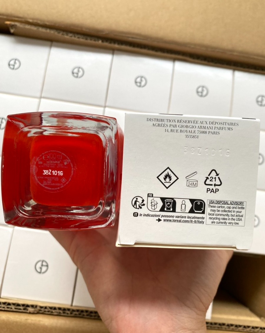 แพ็คเกจใหม่/กล่องเทสเตอร์ - Giorgio Armani Si Passione Eau De Parfum 100ml. (เคาเตอร์ 8,000฿)