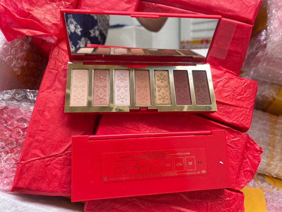 Estee Lauder Limited Edition Glow Eyeshadow Palette 8.9g.
