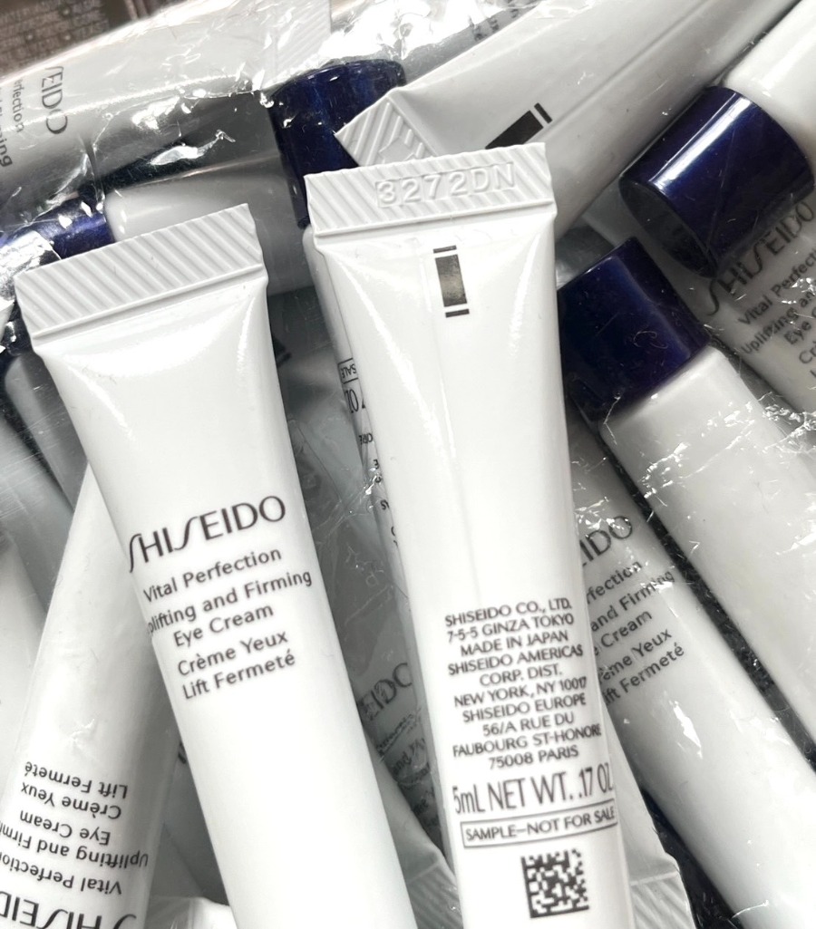 Shiseido Vital Perfection Uplifting and Firming Advanced Eye Cream 5ml.