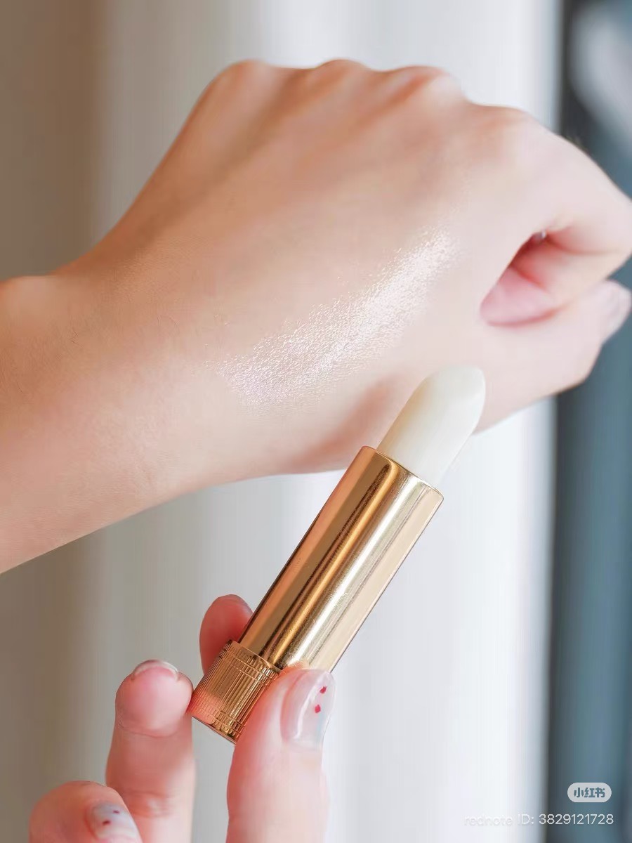 Gucci Glow & Care Lip Colour 1g. #1 Joslyn Clair