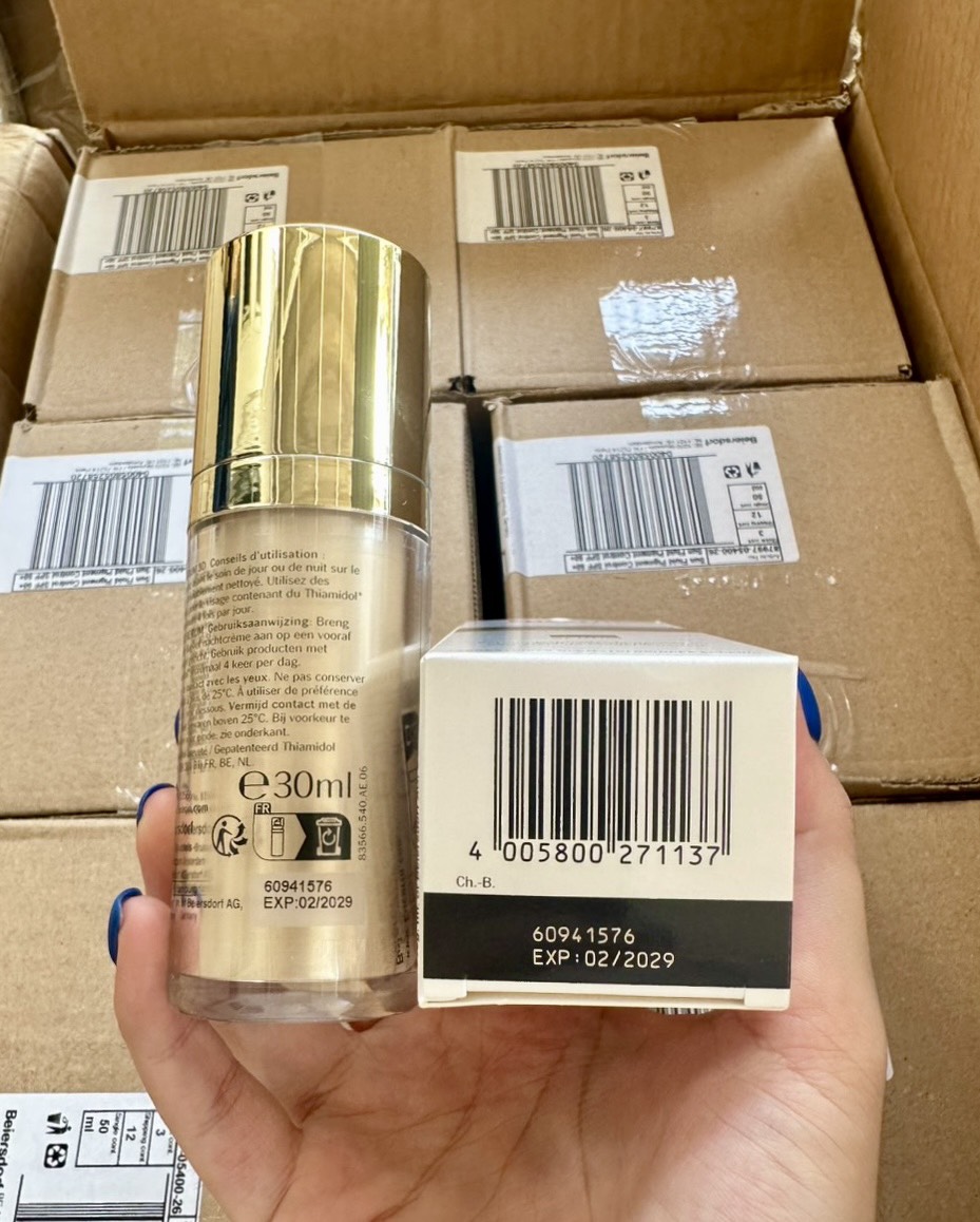 ทอง Eucerin Hyaluron-Filler +Elasticity 3D Serum 30ml
