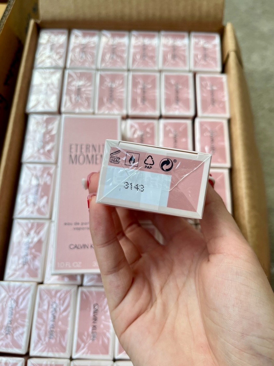 Calvin Klein Eternity Moment For Woman Eau De Parfum 30ml.