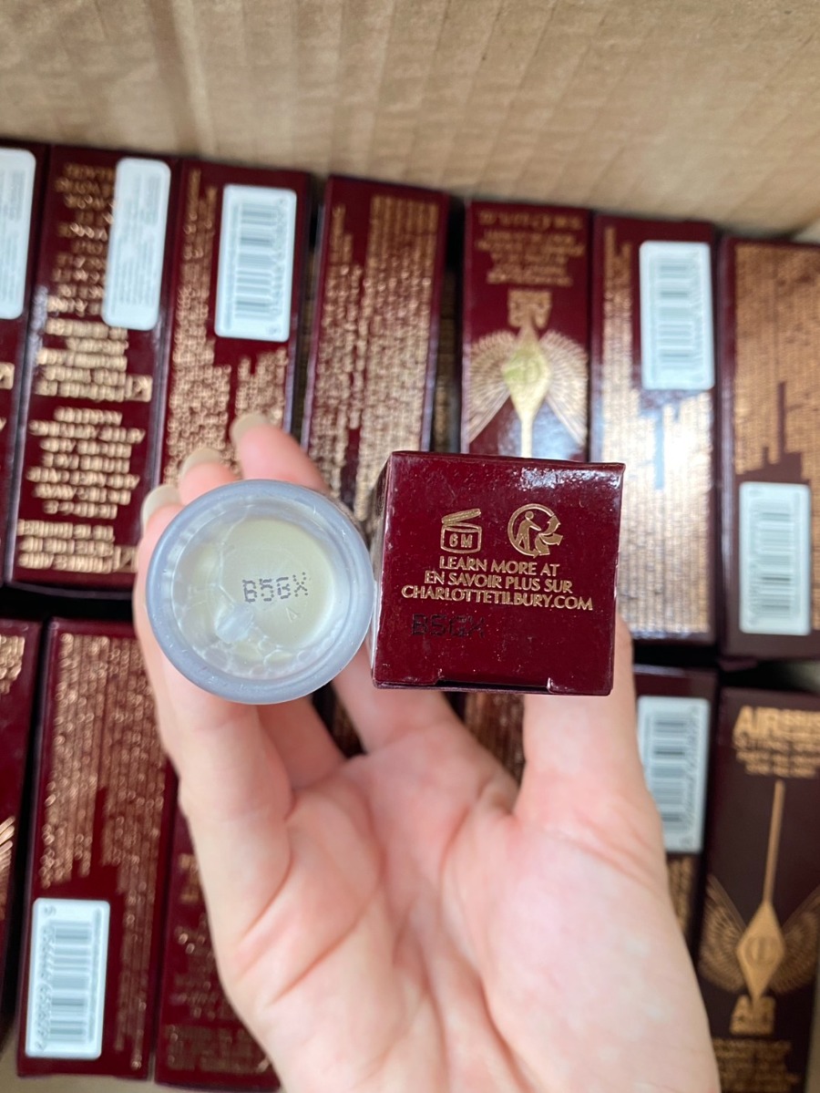 Charlotte Tilbury Airbrush Flawless Setting Spray 15ml.