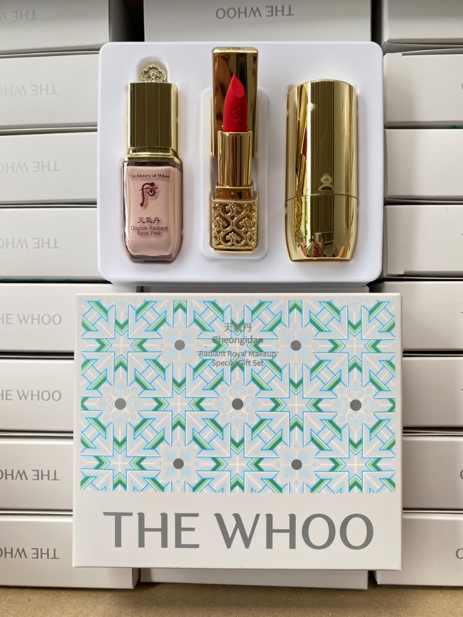 เซตฟ้า The Whoo Cheongidan Radiant Royal Makeup Set