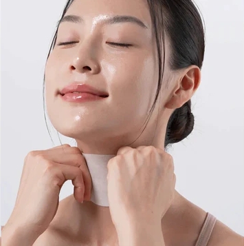 แผ่นมาร์กคอ Medi-Peel Premium Peptide Naite 1500 Shot Neck Patch (1ซอง/4แผ่น)