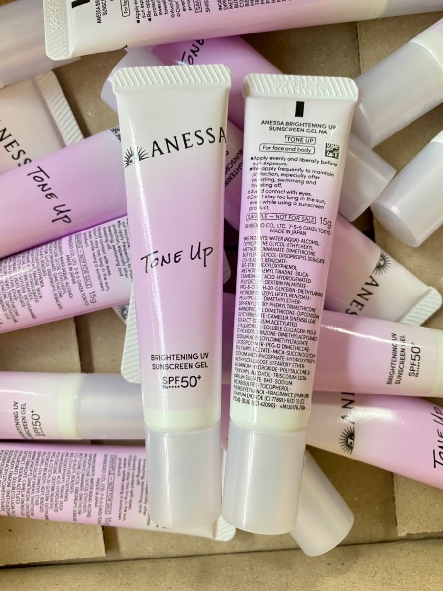 ชมพู Shiseido Anessa Brightening UV Sunscreen Gel NA SPF 50+ PA++++ 15g.
